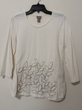 Chicos Ecru Long Sleeve Top with Raised Appliqués. Size 1 (8)